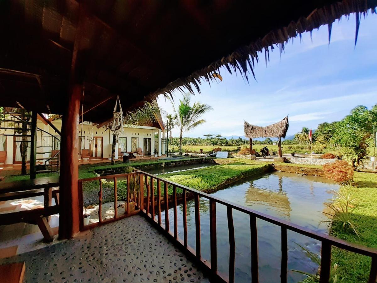 Sumatra Expedition Lodge Bukit Lawang Exterior photo