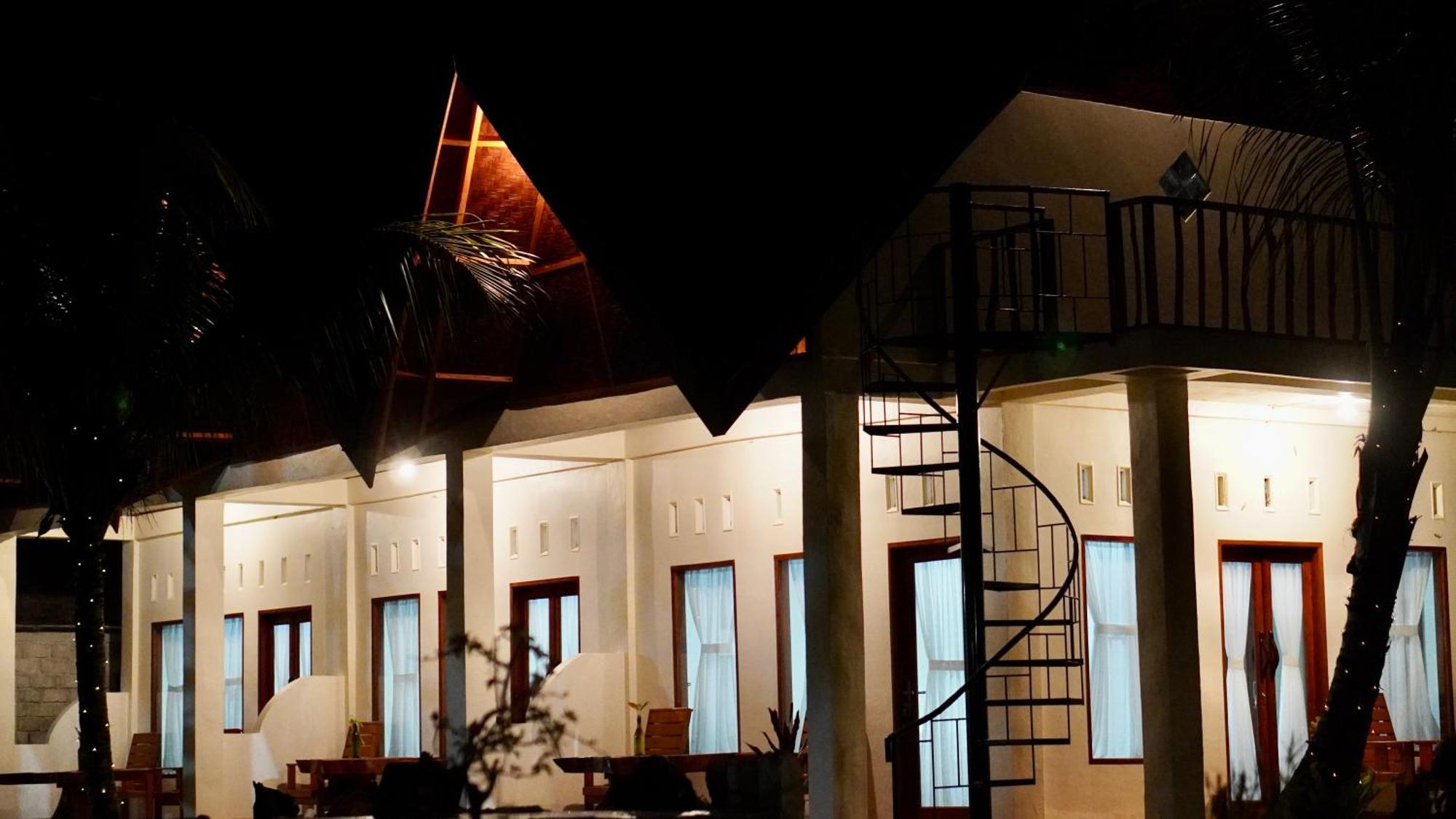 Sumatra Expedition Lodge Bukit Lawang Exterior photo